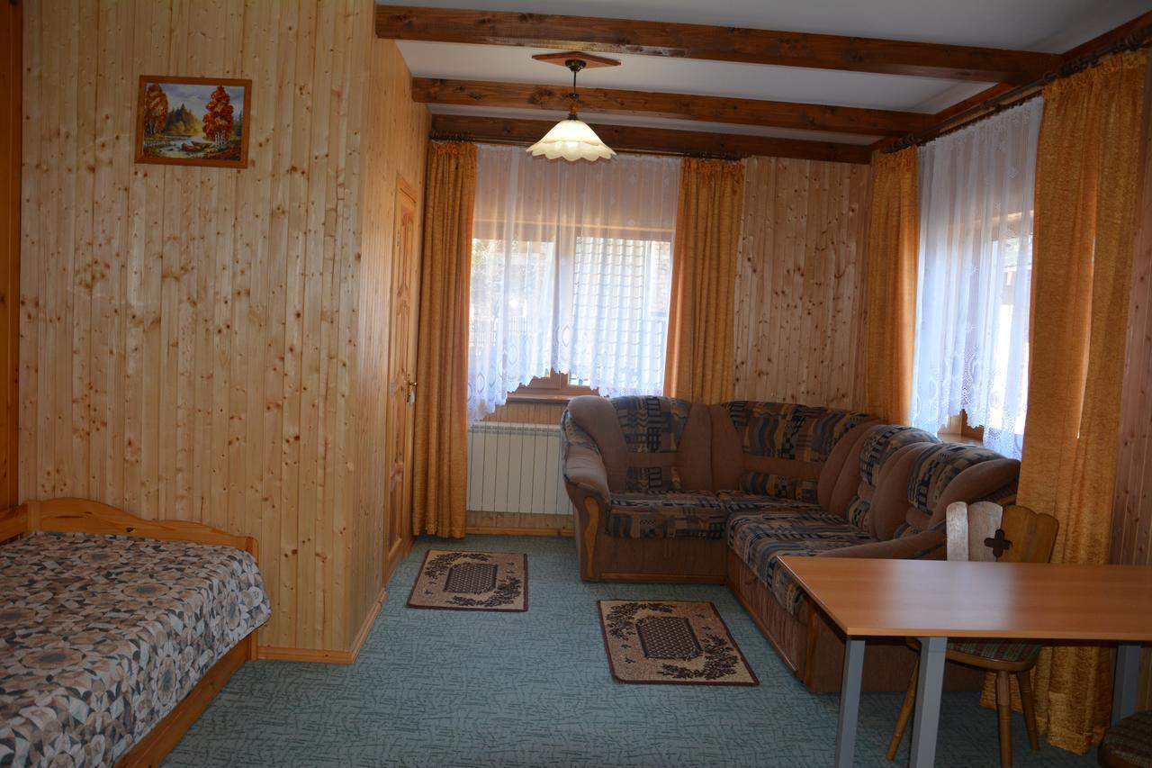 Sadyba Karpatiya Jaremče Exteriér fotografie